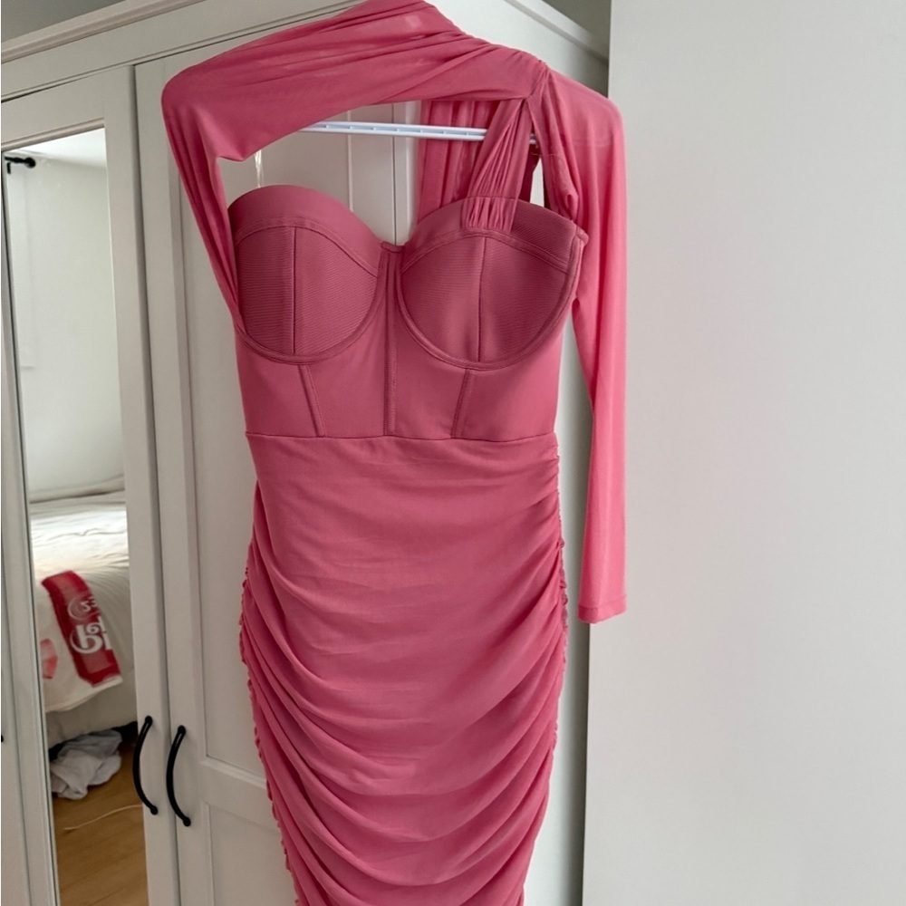 Elegant Pink Women's Dress
